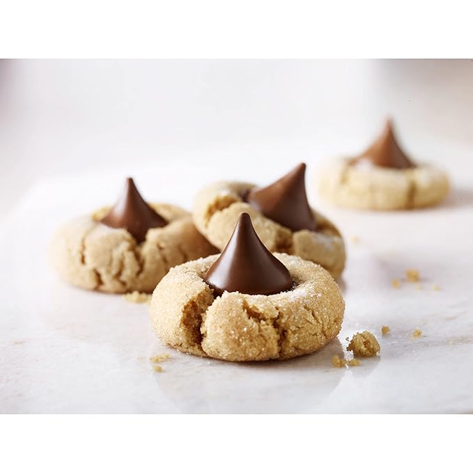 HERSHEY'S KISSES Milk Chocolate Candy Bulk Bag Great Holiday Candy and Stocking Stuffers 60 oz