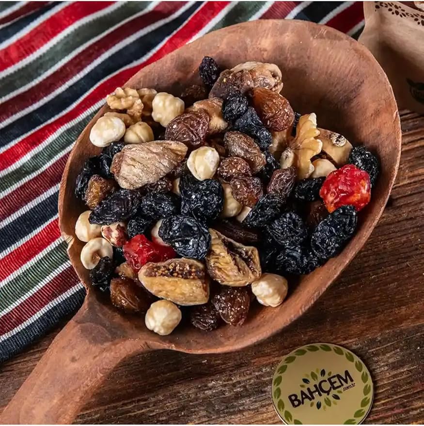 Mixed Dried Fruit 900g Package Snack Variety of Fruits suitable for Snacking Trail Mix or Baking - One Size