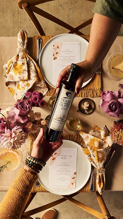 Black Pepper Garlic Infused Olive Oil - Cold Pressed Gourmet EVOO Olive Oil - Great for Dressing Dipping Marinade - No Artificial Flavors or Added Sugar - Made in Texas (8.5 Fl Oz)