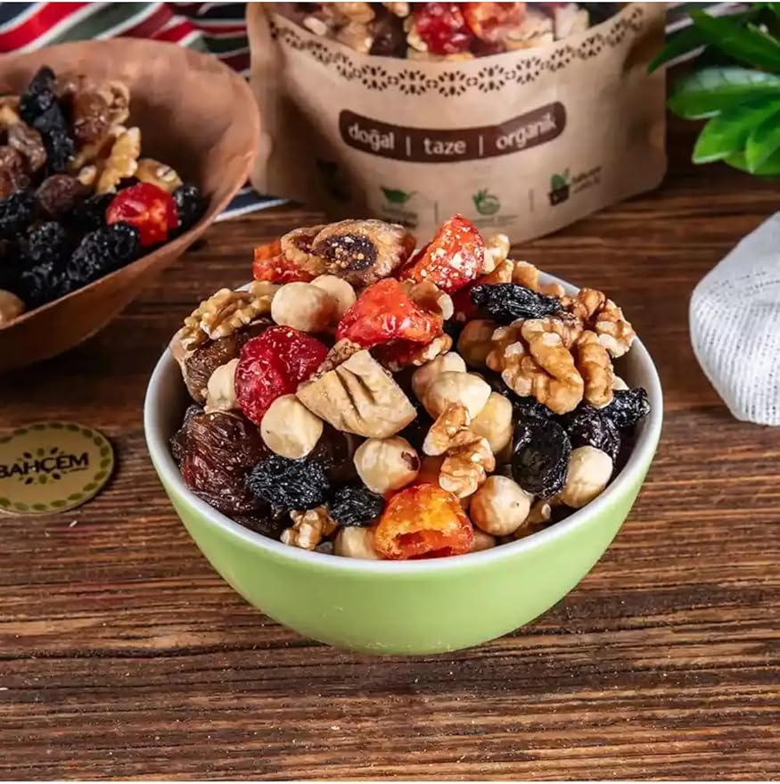 Mixed Dried Fruit 900g Package Snack Variety of Fruits suitable for Snacking Trail Mix or Baking - One Size