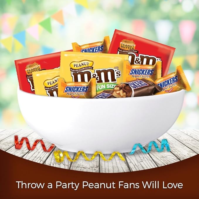 SNICKERS &amp M&ampM'S Peanut &amp Peanut Butter Lovers Fun Size Chocolate Candy Variety Mix 32.2-Ounce 55-Piece Bag