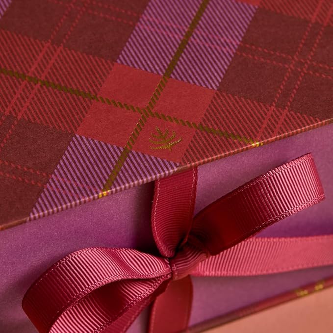Spring &amp Mulberry Healthy Dark Chocolate Bars Sugar Free - Date Sweetened Chocolate Gift Box - Healthy Bars Gluten Free &amp Vegan - Embellished with Fruits &amp Florals Holiday Chocolates Gift