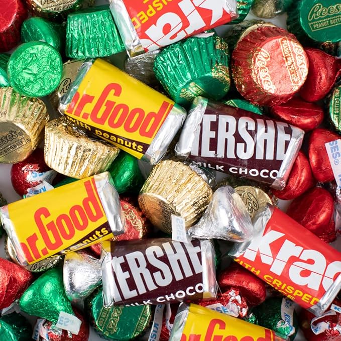 25lb Bulk Christmas Candy - Holiday Chocolate Assortment Kisses Miniatures and Peanut Butter Cups