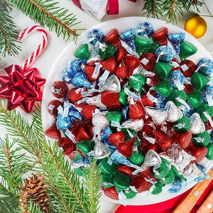 Harshey Christmas Kisses Chocolate Candy Mix Holiday Christmas Candy Bulk Individually Wrapped Holiday Chocolate Treats For Parties Stocking stuffers (335 Count)