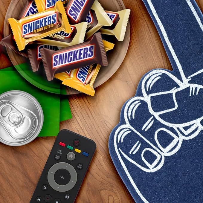 SNICKERS Original Peanut Butter &amp Almond Bulk Variety Pack Fun Size Chocolate Candy Bar Assortment 44.5 oz 60 Pieces Bag