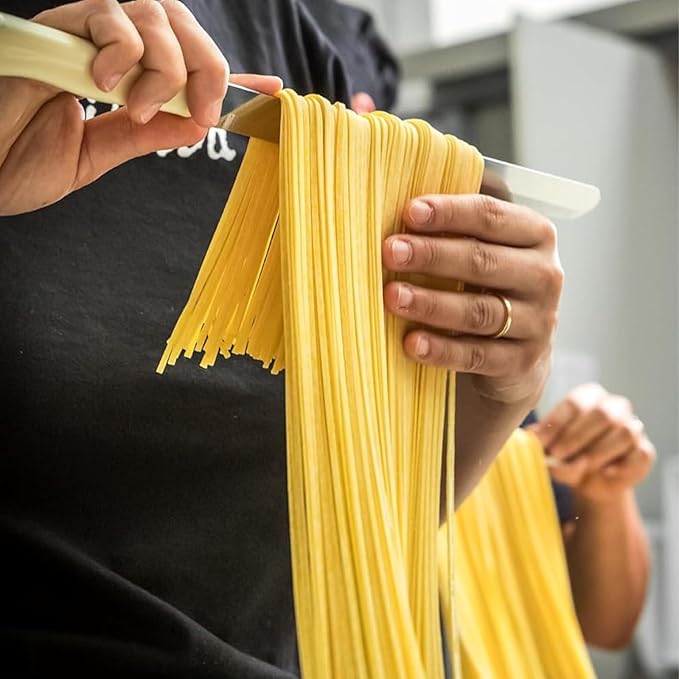 Filotea Spinach Fettuccine Artisan Italian Egg Pasta 250g Gourmet Pasta Made with Durum Wheat Semolina Eggs &amp Spinach Slow Dried Green Noodles Handcrafted Authentic Premium Gourmet Pasta Made in I