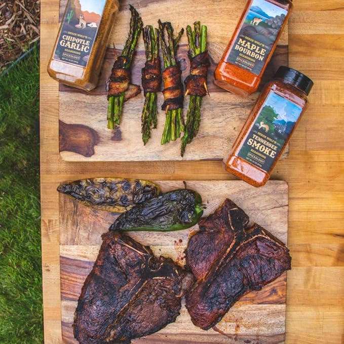 Spiceology &amp Derek Wolf - Chipotle Garlic Seasoning - Southwest Barbeque Rubs Seasonings and Spice Blends - Use On: Pork Wings Eggs Chicken Beef Ribs Tacos and Vegetables - 20 oz
