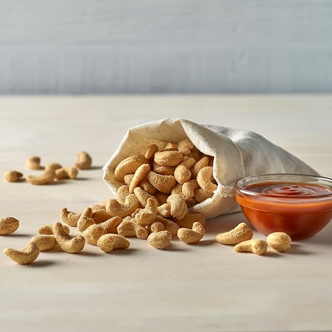 Emerald Nuts Sriracha Cashews 1.25 Oz Bags 12 Count