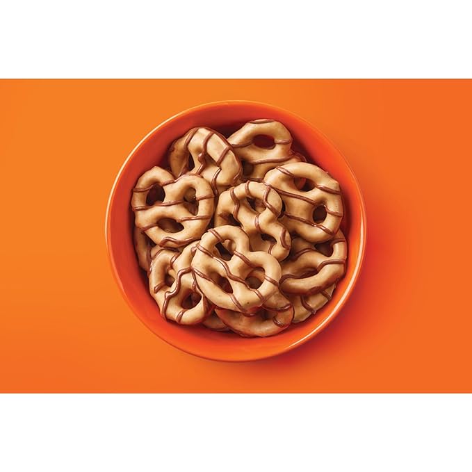 REESE'S Milk Chocolate Peanut Butter Candy Dipped Pretzels Bags 8.5 oz (6 Count)
