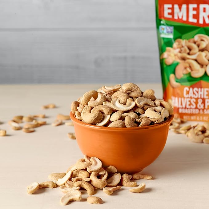 Emerald Nuts Roasted &amp Salted Cashews 12 Ct (1-Pack) 1.25 Oz Individual Snack Tubes Plant-Based Protein Kosher Certified Non-GMO Contains No Artificial Preservatives Flavors or Synthetic Col