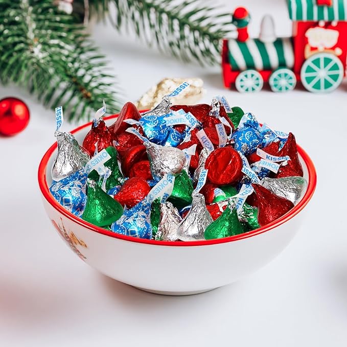Harshey Christmas Kisses Chocolate Candy Mix Holiday Christmas Candy Bulk Individually Wrapped Holiday Chocolate Treats For Parties Stocking stuffers (335 Count)