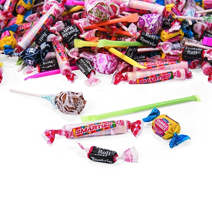Fun Express Bulk Candy Variety Pack 1000 Pieces - Individually Wrapped Assorted Candy for Halloween Party Favors Pinata Stuffers &amp Goodie Bags | Premium Mix for Birthdays Carnivals &amp Parade