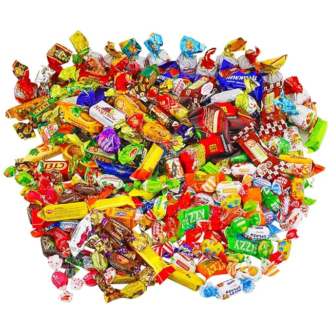 Elite Eastern European Candy Mix – Assortment Party Mix of Candies – Variety Mix of Roshen Slavnka and More Chocolate and Caramel Candy Mix from USSR (450g | 1 pound)