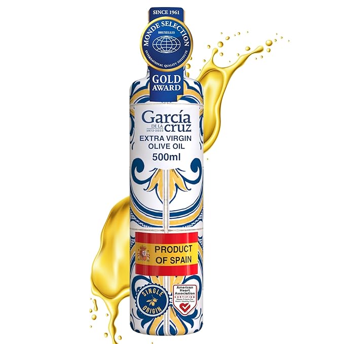 GARCÍA DE LA CRUZ - Organic Extra Virgin Olive Oil Master Miller Premium Oil Almond and Tomato Tones Smooth Body Sourced in Spain Montes de Toledo Glass Bottle - 500 ml