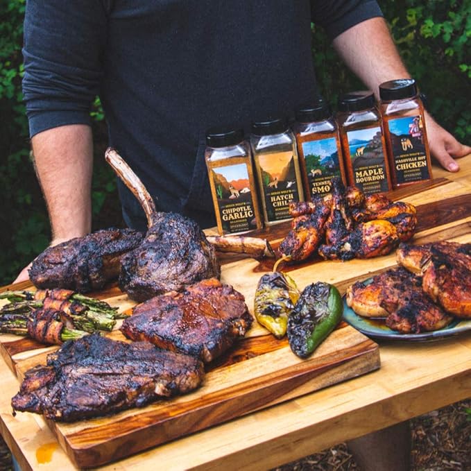 Spiceology &amp Derek Wolf - Chipotle Garlic Seasoning - Southwest Barbeque Rubs Seasonings and Spice Blends - Use On: Pork Wings Eggs Chicken Beef Ribs Tacos and Vegetables - 20 oz