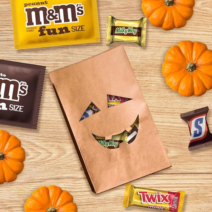M&ampM'S SNICKERS TWIX &amp MILKY WAY Milk Chocolate Halloween Candy Variety Pack 200 Ct Bulk Assorted Chocolate Candy Variety Pack (Pack of 2)