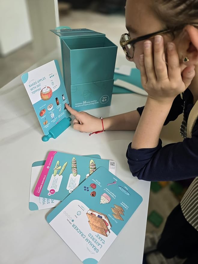 My First Recipe Box for Kids: Montessori-Inspired Easy-to-Follow Recipes with Visual Guides. Cookbook for Kids Ages 4+ with Storage Box and Recipe Stand.