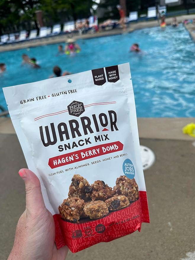 BeeFree Warrior Mix Gluten Free Granola - Chunky Granola Bites | Paleo Low Carb Grain Free Preservative Free Oat Free | Low Calorie Snacks | Hagen’s Berry Bomb 9 Ounce Bags 3 Pack
