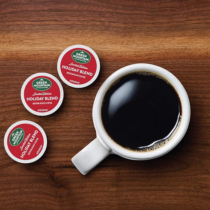 Green Mountain Coffee Roasters Holiday Blend Keurig Single Serve K-Cup Pods 72 Count (6 Packs of 12)
