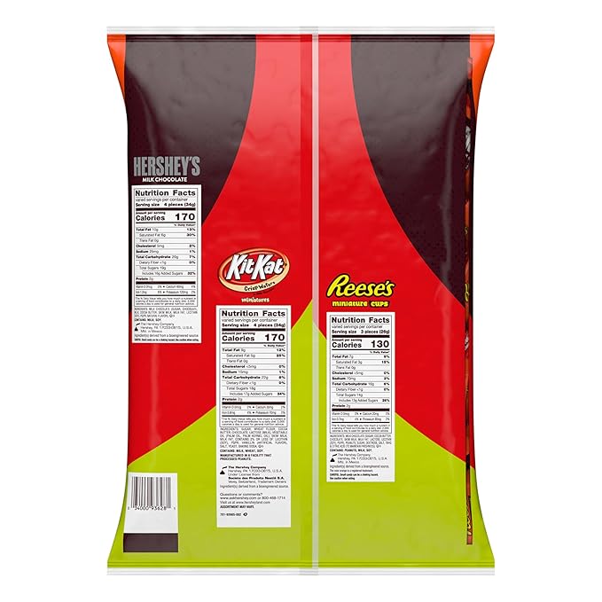 HERSHEY'S KIT KAT and REESE'S Assorted Milk Chocolate Candy Variety Bag 80.39 oz (265 Pieces)