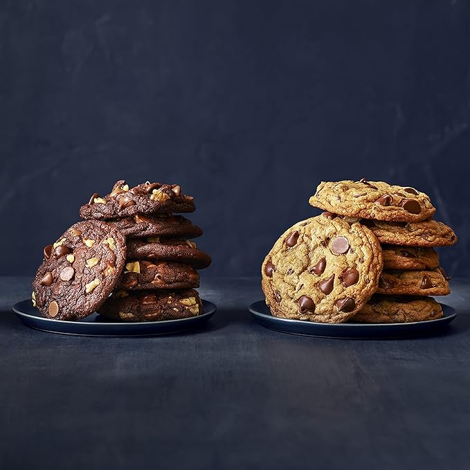 Ghirardelli Chocolate Company Milk Chocolate Chips 800 per lb. 5lb (Pack of 2)