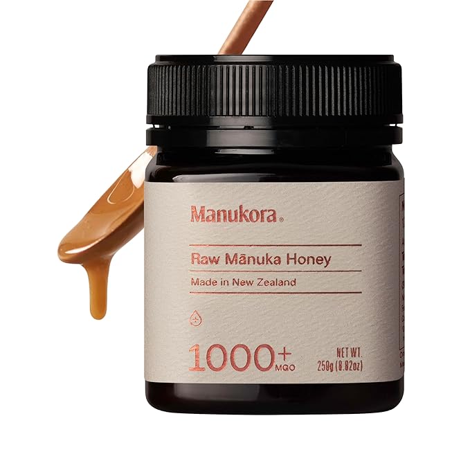 Manukora Raw Manuka New Zealand Honey MGO 1000+ Non-GMO Monofloral 3rd-Party Tested Glyphosate Residue Free Certified 2000+ Natural Compounds Traceable Hive-to-Hand Digestive &amp Immune Suppo