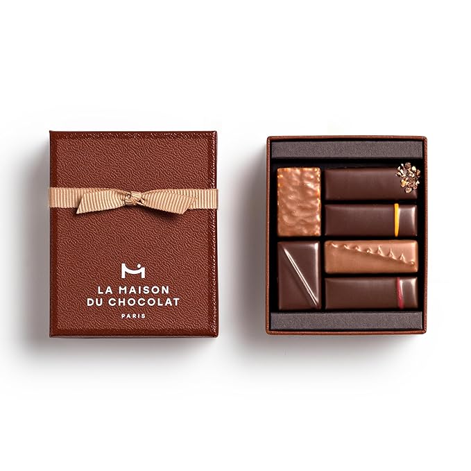 LA MAISON DU CHOCOLAT Gesture Gift Box Gourmet Dark And Milk French Chocolate Gift Box (6 Pieces)