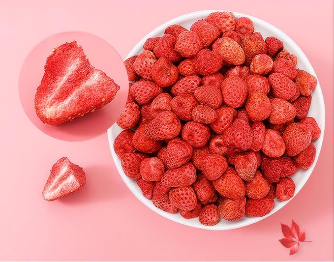 Sweet Post Freeze Dried Whole Strawberry - Crunchy Fruit Chips Snack - Dehydrated Strawberry - Fresh and Natural - Perfect for Snacking Salad and Yogurt 草莓脆 8 OZ