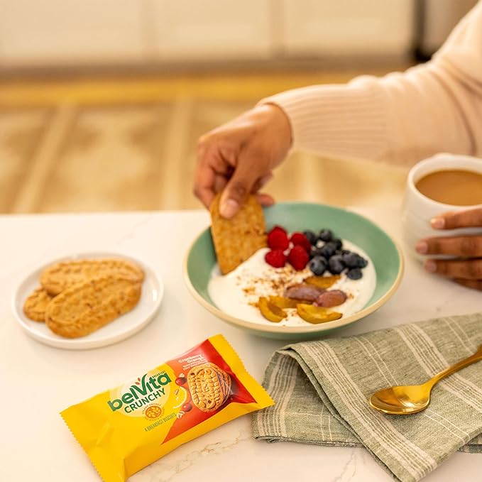 belVita Breakfast Bars Biscuits Cranberry Orange 30 Total Packs 6 Boxes (4 Biscuits Per Pack) (Pack of 2)