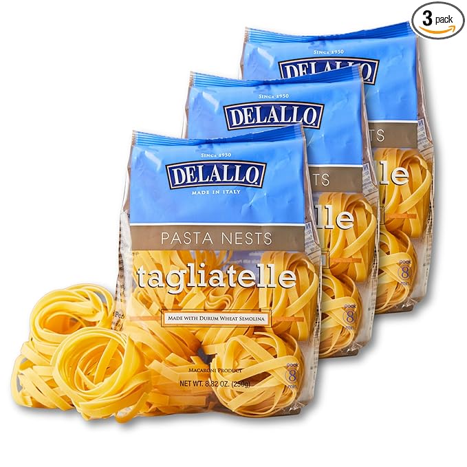 DeLallo Tagliatelle Pasta Noodles Gourmet Nests Made with 100% Durum Wheat Semolina Non-Enriched Flour Bronze Cut Long Flat Ribbon Pasta Made in Italy 8.82 oz. Bag (3 Pack)