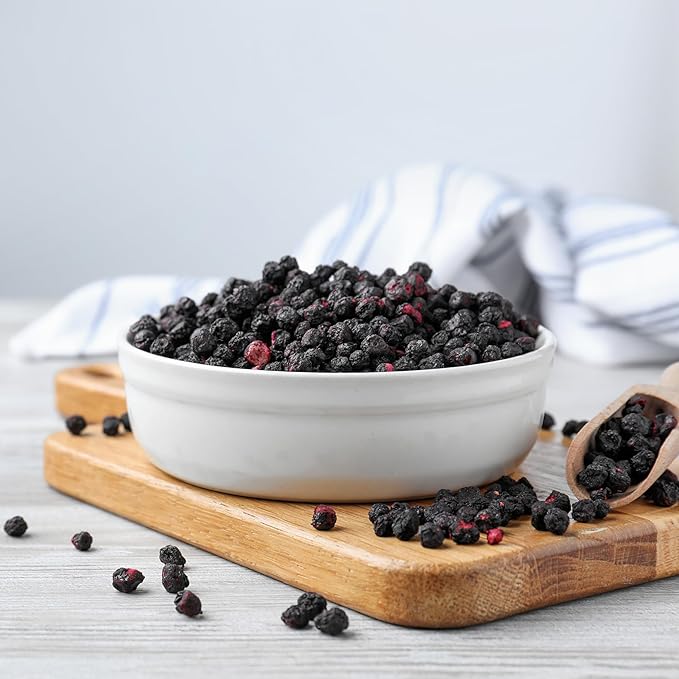 Yupik Dried Blueberries 2.2 lb (35.2 oz) Gluten-Free Kosher Sweet Dried Fruits Whole Berries No Sulphites Source of Fiber &amp Vitamins Healthy Snacks Ideal for Baking &amp Topping