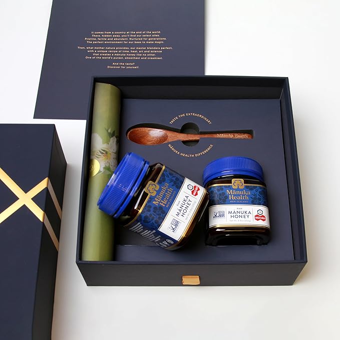 Manuka Health Holiday Gift Set Certified Raw Manuka Honey from New Zealand Includes UMF 20+/MGO 850+ 8.8oz Jar and UMF 13+/MGO 400+ 8.8 oz Jar with Wood Spoon