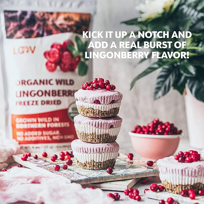 Bundle – 2 items: LOOV Organic Wild Blueberry Powder and Freeze Dried Organic Wild Lingonberries