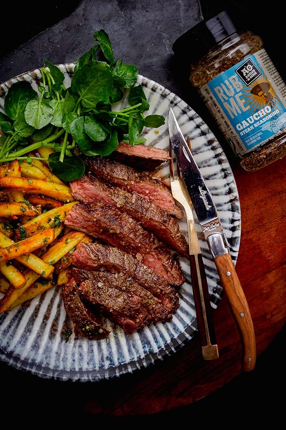 Angus &amp Oink Gift Set | Steak &amp Burger Gift Box | 1 x Texas Steak SPG 250G | 1 x Fries With That? 225G | 1 x Gaucho Chimmichuri Seasoning 220G | 1 x Montreal &amp Burger 250G | BBQ Seasonings