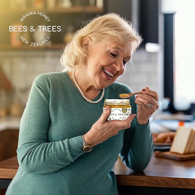 Bees &amp Trees Manuka Honey 550+ MGO – New Zealand Pure Monofloral Raw – Premium &amp Minimally Processed for Health Strength &amp Vitality – Unpasteurized Superfood in Gift Set - 380g (13.4oz)