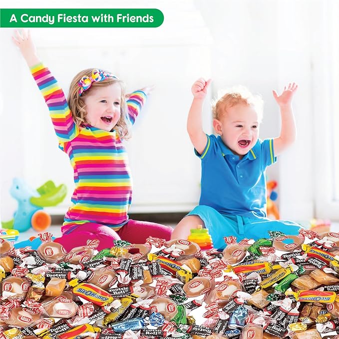 Fun Express Chewy Candy Variety Pack Fun Size 4 lbs - Bulk Individually Wrapped Assorted Mix for Halloween Pinata Party Favors Classroom &amp Office | 275 Pieces Mixed Candy Assortment