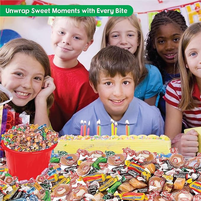 Fun Express Chewy Candy Variety Pack Fun Size 4 lbs - Bulk Individually Wrapped Assorted Mix for Halloween Pinata Party Favors Classroom &amp Office | 275 Pieces Mixed Candy Assortment