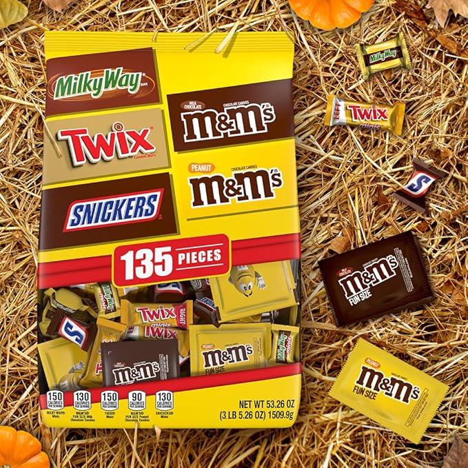 M&ampM'S Milk Chocolate M&ampM'S Peanut SNICKERS Chocolate Candy TWIX Caramel Cookie Bar &amp MILKY WAY Caramel Milk Chocolate Bulk Halloween Candy Assortment 53.26oz (135 Pieces)