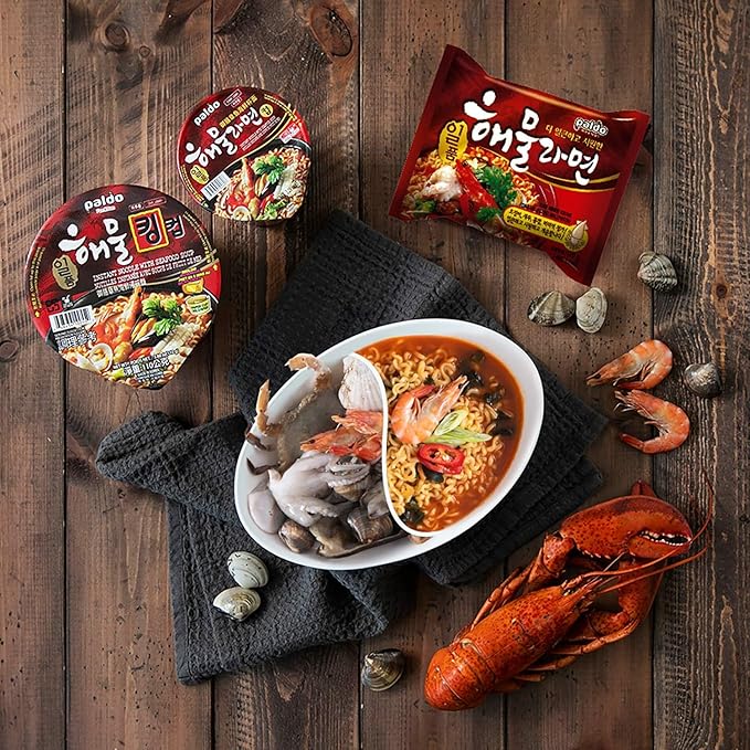 Paldo Fun &amp Yum Il Poom Seafood Instant Big Cup Noodles with Spicy Seafood Based Broth Best Oriental Style Original Korean Ramyun K-Food (3.88 oz) x 16 Pack