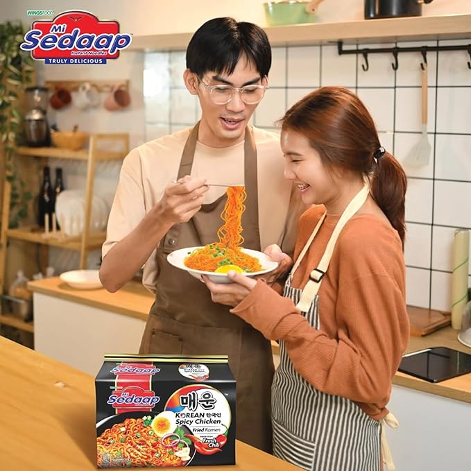 Mi Sedaap Korean Spicy Chicken Instant Fried Ramen Noodles (Pack of 40) – Made with Fresh Chili