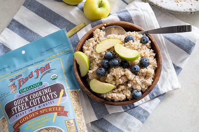 Bob's Red Mill Organic Quick Cooking Steel Cut Oats 22oz (Pack of 4) - Non GMO Whole Grain Vegan Kosher
