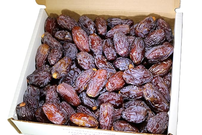 Doc's Dates Organic Medjool Dates (5 pounds) USDA Organic Hand Picked and Hand Packed Family Owned and Operated