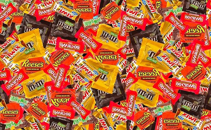 CandyKrave Assorted Chocolate Candy Variety Pack - 2 lbs Fun Size Chocolate Assortment - Individually Wrapped Bulk Chocolate Candy Mix - Delicious Sweets for Kids Adults Pantry Office &amp Birthda