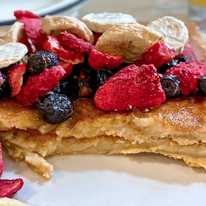 Survival Grocery® Protein Pancake Mix 1kg. + Strawberries 3oz. + Banana 6oz. + Blueberries 7oz.