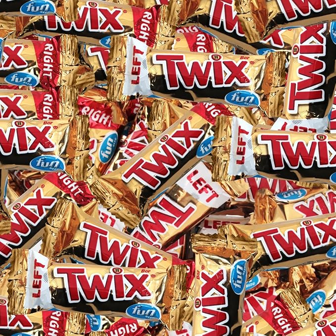 Twix Fun Size Candy Bars Left and Right 2lb Pack of Bulk Chocolate Candy Individually Wrapped Ideal Caramel Chocolate for Sharing with Friends Perfect Twix Mini Candy Bars for Parties and Events