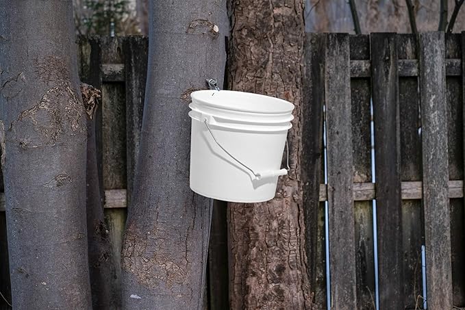 Illing® Company Premium 1 Gallon Bucket for Maple Syrup HDPE White 8 Pack with Matching Lids