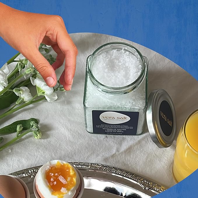 Vera Salt Flake Spring Salt – 180g Glass Jar – Gourmet Finishing Salt Flakes from Spain – Hand-Harvested White Crystals with Natural Minerals - Microplastic-Free Salt