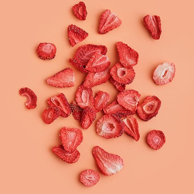 Freeze Dried Strawberries | Dried Strawberry Slices 200+Slices | 100% Natural | Gluten Free | For Garnishing Cocktails Cake Decoration Baking Fruit Sorbet Tea Cooking | 2.82 oz80 Grams PET Jar
