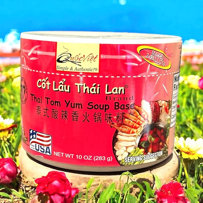 Combo - Curry Soup Base and Tom Yum Thai Soup Base - Cot Sup Ca Ri va Cot Sup Lau Thai - 10 Oz per Jar with 2 Jars per Order - Product of USA