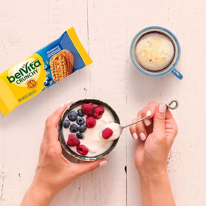 belVita Breakfast Bars Biscuits Blueberry 30 Total Packs 6 Boxes (4 Biscuits Per Pack)